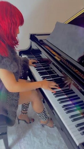 Easy Piano Piece | Blue Ivy Played 💕