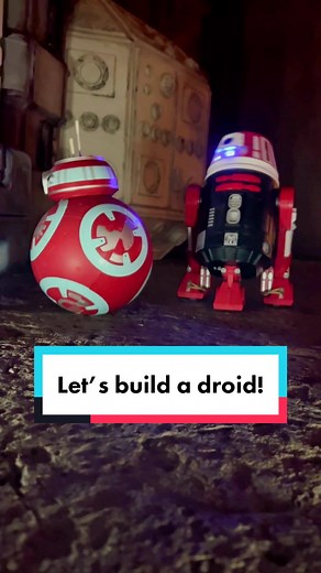 LET’S BUILD A DROID! #galaxysedge #disneyland @Disney Parks #starwars #bb8 #droiddepot