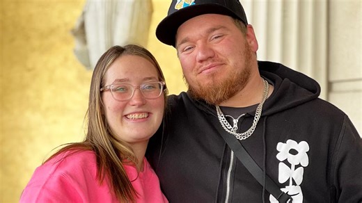 Mama June Shannon's daughter Lauryn "Pumpkin" Efird files for divorce. | E! News
