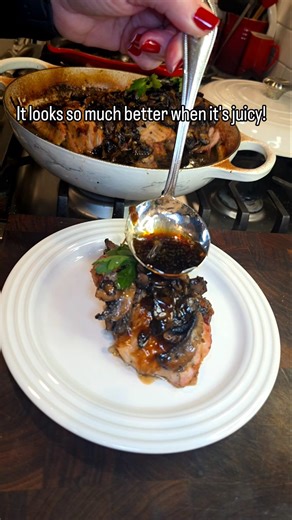 Maureen AKA Mosey on Instagram: "That's what he said! 🤪 🐖 Porking good! It's just a simple pork loin with a natural juice and spicy mushrooms. Drizzle the pork with olive oil and then season with salt , pepper, and garlic powder. Sprinkle some parsley on top as well. Place in the oven at 375 20 min per lb. After 20 minutes add some water and Gravy Master to the pan along with some onions. Continue cooking until done. Let sit for 15 minutes before slicing and then place the meat back in the jui