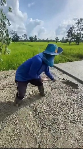 The roads here remained unbroken for 300 years. #WowAmazing #unbelievable #wowskills #wowmoment #engineering #advancedtechnology #construction #road. | Rahul Vlogs