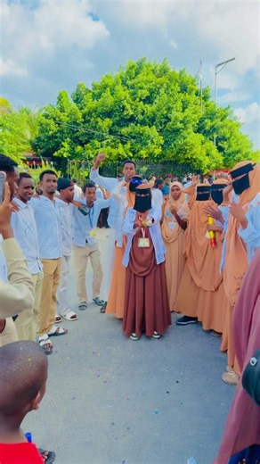 😭🫶Ugu danbeeynnn bashalkii wa soo qatinay Asxaab Wngzn mrka heysto #schoolife❤️🥹 #itsmedaisy🌼 #examdowlada🥺😭🤲 #fyp