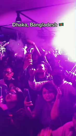 Vibrant Nightlife Scene in Dhaka, Bangladesh 🇧🇩