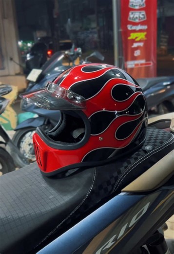 Order Js Cakil Helmets Online Today