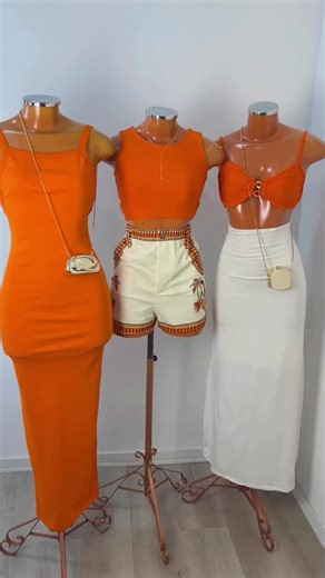 Oi, manas! Bem vindas a bellamodasre on Instagram: "✨Na BM o estilo fala mais alto! ✨ Looks modernos, cheios de personalidade e perfeitos pra qualquer ocasião. 💃💫 📦 Enviamos para todo o Brasil 💬 Atendimento online pelo WhatsApp ou Direct 👗 Vem escolher seu look favorito e arrasar com a gente!"