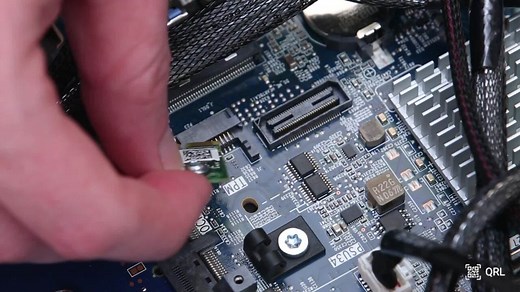 如何为 PowerEdge XE9680 安装 TPM