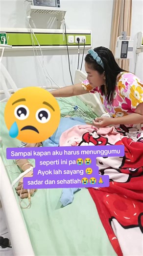 Mams Aimy Zega on Instagram: "Suamiku 😭 Melihat mu sakit saja sudah cukup membuatku sangat khawatir. Aku sadar aku sangat mencintaimu 😭 semua jadi beda tanpa canda tawamu, tanpa marahmu, biasanya saat jam tengah malam kamu sering bangun kan aku untuk di buatin sun dan susumu😭 Biasanya setiap hari kamu GK mau jauh jauh di samping ku, kamu selalu marah klo saat kamu bangun aku GK ad di samping mu😭🥲 Biasanya Setiap saat kamu selalu suruh saya oleskan minyak kayu putih dan menggosok punggung da