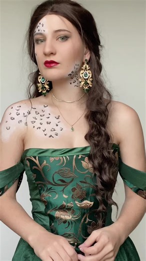 Lysandra Throne of Glass Cosplay Showcase