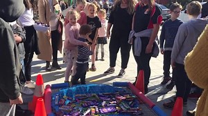 Live at Lob o’choc at the Chocolate Winterfest | The Advocate newspaper