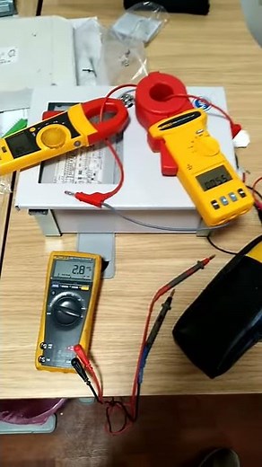 Fluke Earth ground resistanse operation method .