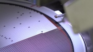 clip-1011796466-pick-silicon-die-process-attach-machine-semiconductor