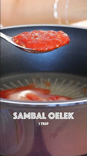 How to Make Sweet Chili Sauce at Home (Quick & Easy)!