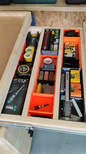 Mini Work Table - Maximum Storage #smallworkshop #spacesaving