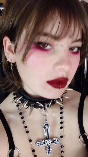 Gothic Alt Makeup Look Tutorial