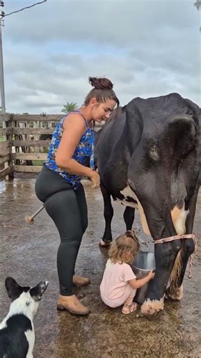 Heartwarming Farm Life Moment | Mom Teaching Little Girl How to Milk a Cow 🐄❤️ #villagelife