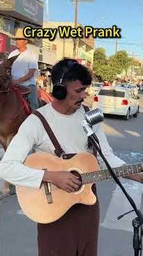 Crazy wet prank! #funnyvideos #prankvideo #streetprank #funnyprank #fyp