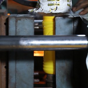 73K views · 925 reactions | How the Manufacturing Process of Water Bottle is done inside the Factory | Unbox Factory | Facebook