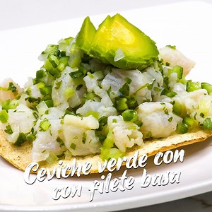 Receta extendida 👇🏼👇🏼👇🏼 https://youtu.be/ep7v77UmXgA ¡Descubre como preparar una riquisima Tosdada de Ceviche Verde con filete Basa! Es muy fácil y rápido. Con el Filete Basa de Neptuno, podrás preparar este platillo en un dos por tres. 😋😋 #receta #recetafacil #recetarapida #recetassaludables #recetasfáciles #comida #comidarapidasana #comidasanaysaludable #mariscos #mariscada #pulpo #pescado #platillosfaciles #salud #foodporn #tutorial #camarón #shrimp #surimi #surimisalad #surimisticks 