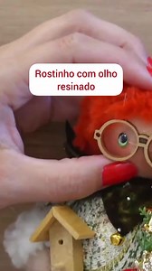 Técnica de rostinho com olho resinado !!! 🎄💖 A Coleção Natal dos Sonhos 2025 do ateliê Mônica costa já está disponível!! São de 35 peças, garanta o curso completo com aulas, moldes e acesso vitalício. Comenta “Natal” que eu te envio o link com desconto | Atelie Mônica Costa