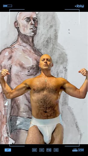 #beaugosse #muscle #artist Insta : Stefanojuniorart FB : Stefano junior