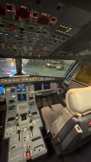 Plane cockpit View with all controls switches #shorts #aviation #planespotting #cockpit #plane