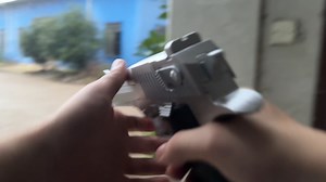 真人cw对战，打一半下雨了，本以为稳赢了没想到队友叛变，背暴打