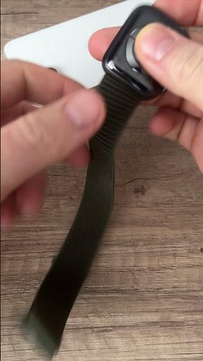 Apple Watch: How to Attach or Change Bands? How to change the strap on an apple watch?