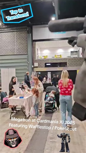 Megatron hits the dice with Pokescout! At @Cardmania Events XL Liverpool #megatron #transformers #costume #entertainment #cosplay