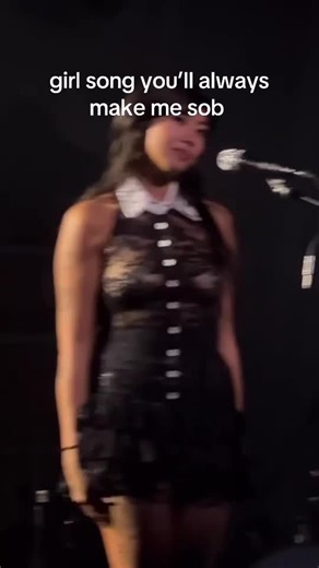 sobbing crying screaming over girl song @Beabadoobee #beabadoobee #girlsong