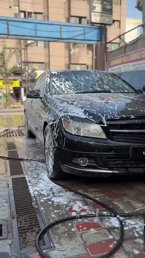 Self-Service Car Wash Tips for Your Mercedes-Benz