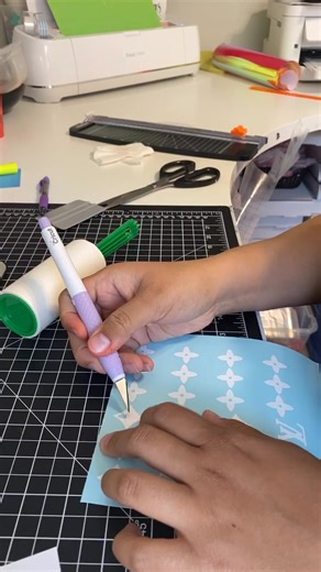 Cricut Exacto Knife Tutorial: Tips and Hacks for Small Business Owners