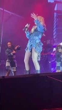 Gwen Stefani What you waiting for live Churchill Park Music Festival Newfoundland Canada