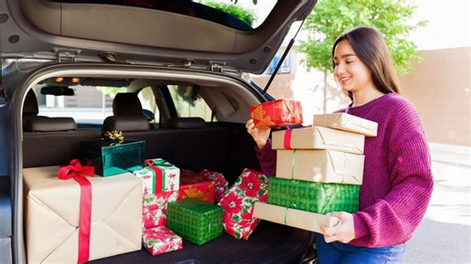 When to mail gifts for on-time delivery ahead of the holidays