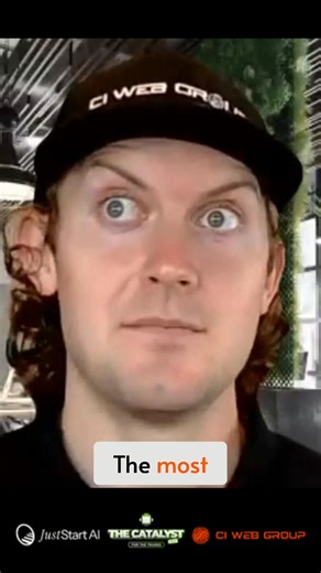 AI doesn't just scan content—it understands readability. Big blocks of text? Brains shut down. Clear headings, subheadings, and short paragraphs? That's how people (and AI) consume information. Structure your content for both! Join www.juststartai.io today #AIContent #Readability #ContentStrategy #AISEO #ContentCreation | Jennifer Bagley