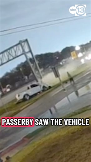 2.9K views | NEWS BYTES W/ BREE: -2 teenagers killed in fiery crash after driver lost control on South Loop, HPD says -1 killed, another hurt following shooting outside bar near METRORail station in Midtown, HPD says ABC13 Houston #newsbyteswbree #houstonnews #fyp #60secswbree #houston | ABC13-Brianna Willis | Facebook