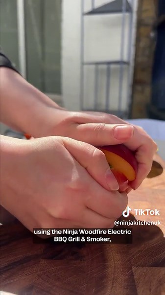 Nectarine and Burrata Salad using the Ninja Woodfire ☀️🍑 This is summer on a plate. You’ve got creamy burrata, woodfire-charred nectarine, and a zingy fresh lemon dressing to complement those smokey sweet flavours. Head to Ninja Test Kitchen for the full recipe. #ninjawoodfire #woodfirewednesday #mob #outdoorcooking #nectarinesalad #burrata #summersalads #forthefoodies