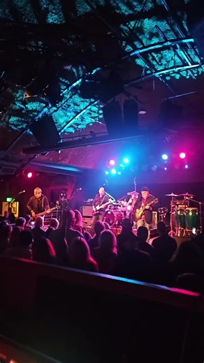 'HONEY HUSH"' at The Belly Up in Solana Beach, CA! | Foghat