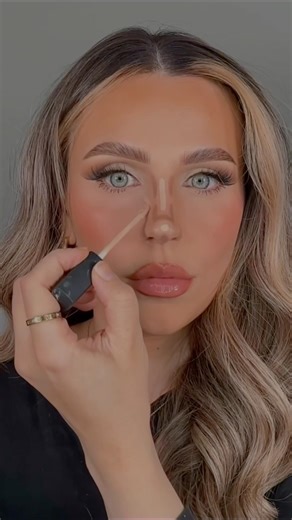 Viral button Nose Contour👃🏻😱🔥#shorts #nosecontouring #makeuphacks #trendingsong #fypシ゚viral