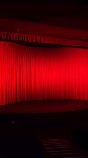 In two weeks’ time we’re rolling out our incredible Cinerama screen for a rare chance to see Seven Wonders of the World 🌍 This beloved global adventure will be accompanied by post-screening projection room tour, so stick around after the film for a chance to see this remarkable technology behind the scenes! 📽️📽️📽️ #cinerama #projectiontour | Pictureville Cinema