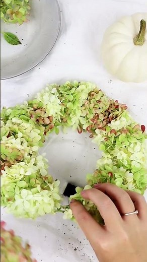 DIY Anleitung - Hortensienkranz #diy #decoration #autumn #wreaths