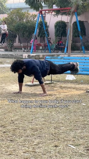 Decline Push-Ups - Effects on Your Body ✅ #shorts #calisthenics