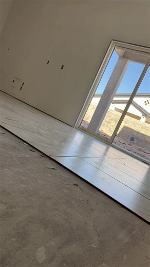 ♦️ Instalación de piso ♦️ #tileinstallation #work #tile #costruction #tilework @DonYaritzo