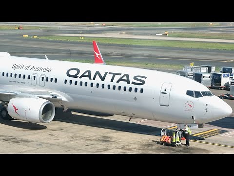 Qantas Boeing 737 Business Class Review - Sydney to Auckland