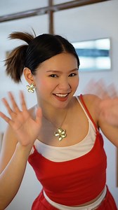 370K views · 10K reactions | ASL vs FSL are they the same? 樂 Watch as I show you the difference in just seconds! Learn more sign language with me on YouTube #SignLanguage #FSL #ASL #fyp #tutorial #reels | DEAFinitely Beautiful | Facebook