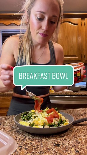 Healthy Breakfast Recipe: Baked Kale, Scrambled Eggs, and Quinoa