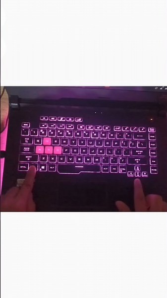 Subir y apagar brillo de teclado. Laptop Asus Rog