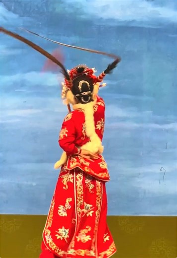 Exploring the Art of Peking Opera in Traditional Theater