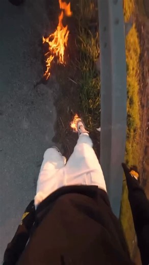 Mauro | SUPERMOTO on Instagram: "Fire😂🤯 #ktm #bikelife #wheelie #supermoto"