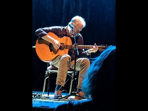 Leo Kottke Talking About Leon Redbone Plane Crash - Boulder Theater - 08/03/2019