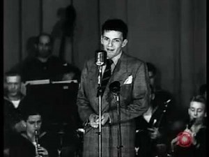 Frank Sinatra - The Song is You (1943) LIVE